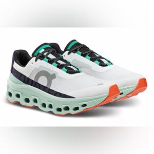 On Running Women’s Cloudmonster Athletic Shoes Size 7.5
